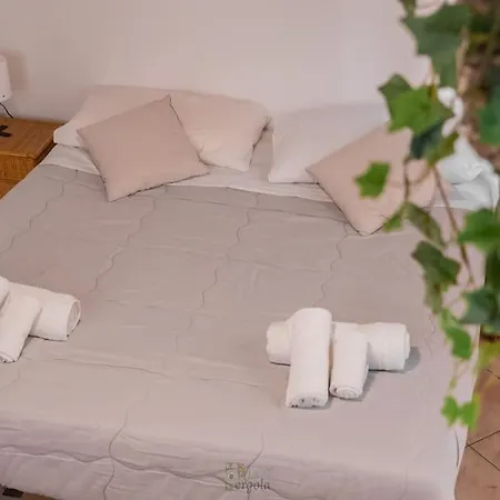 La Pergola The Art Of Living In Apartment